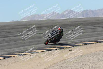 media/Oct-13-2025-Moto Forza (Mon) [[a66d839500]]/3-B Group/Session 2 (Bowl)/